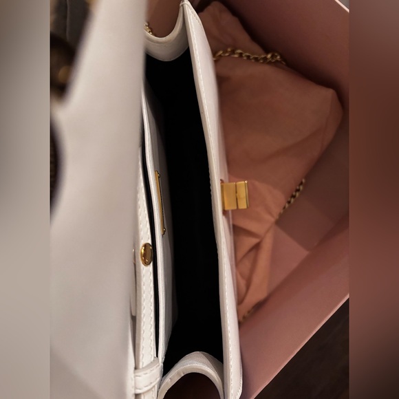 Matelasse Delice Miu Logo Bag White - Picture 7 of 11